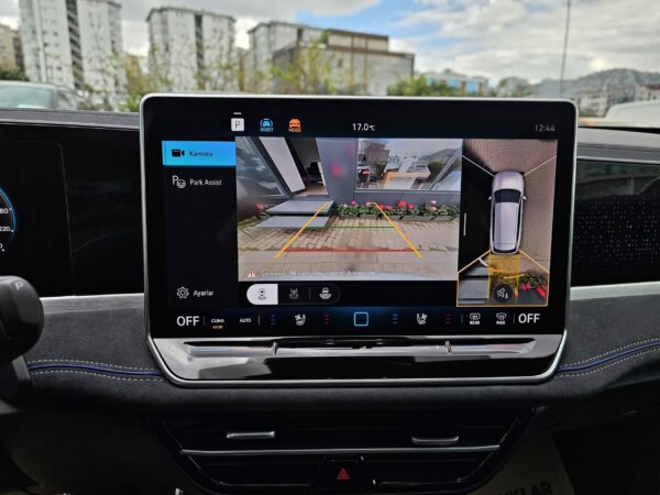 EREL 2.EL'DEN 2024 VW PASSAT VARİANT R-LİNE 1.5 e-TSI 150 PS