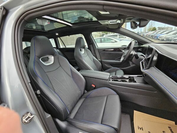 EREL 2.EL'DEN 2024 VW PASSAT VARİANT R-LİNE 1.5 e-TSI 150 PS