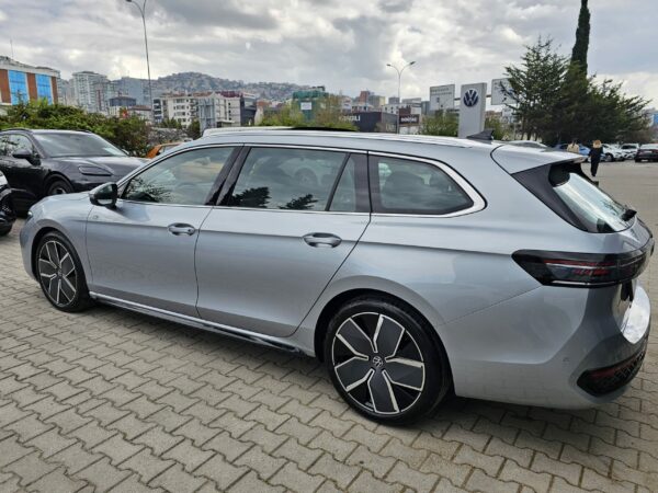 EREL 2.EL'DEN 2024 VW PASSAT VARİANT R-LİNE 1.5 e-TSI 150 PS
