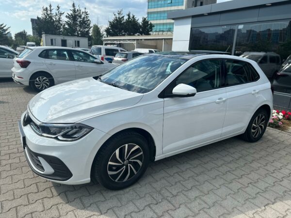 2024 POLO LİFE 1.0 TSI 95 PS OTM. BOYASIZ CAM TAVAN