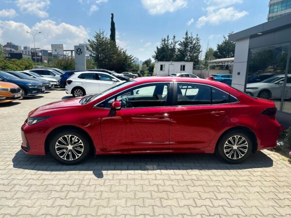 EREL 2.EL'DEN 2022 TOYOTA COROLLA 1.5 125 PS VISION BOYASIZ