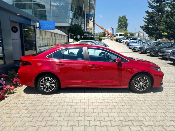 EREL 2.EL'DEN 2022 TOYOTA COROLLA 1.5 125 PS VISION BOYASIZ