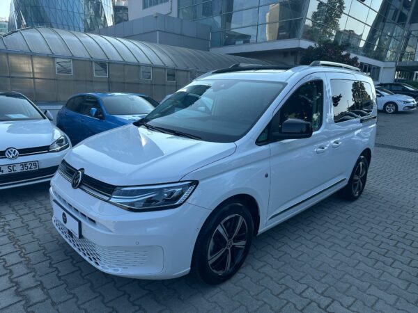 2024 CADDY STYLE 2.0 TDI 122PS CAM TAVANLI BOYASIZ