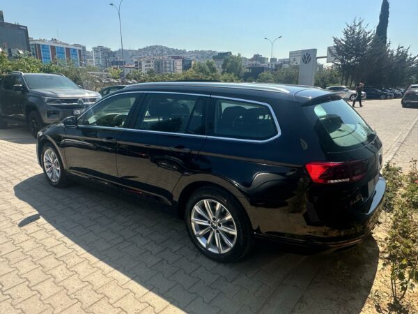 2023 VWPASSAT VARİANT 1.5TSI 150PS BUSINES BOYASIZ