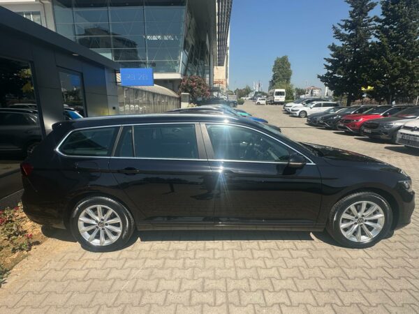 2023 VWPASSAT VARİANT 1.5TSI 150PS BUSINES BOYASIZ