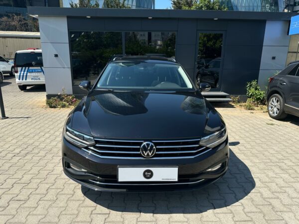 2023 VWPASSAT VARİANT 1.5TSI 150PS BUSINES BOYASIZ