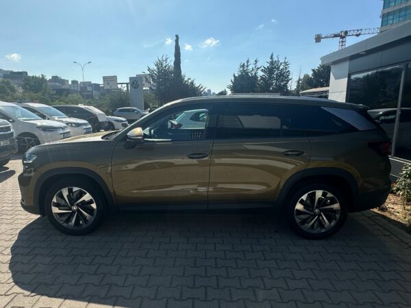 EREL 2.EL'DEN 2024 SKODA KODIAQ 1.5 Mhev 150 PS PRESTİGE BOYASIZ