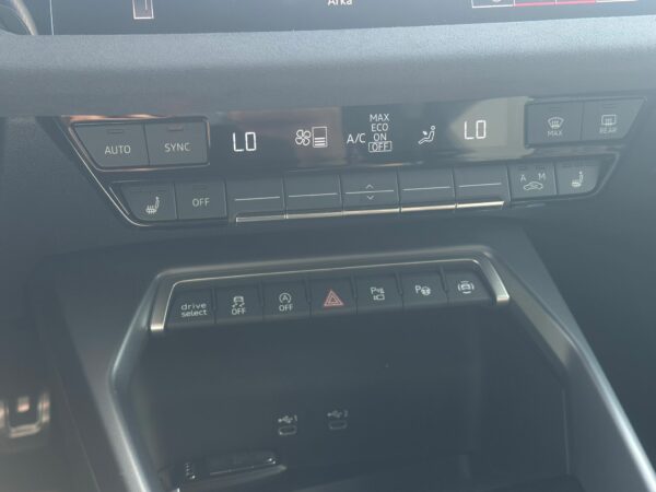 EREL 2.EL'DEN 2024 AUDI A3 SPORTBACK 35 TFSI 15OPS BOYASIZ