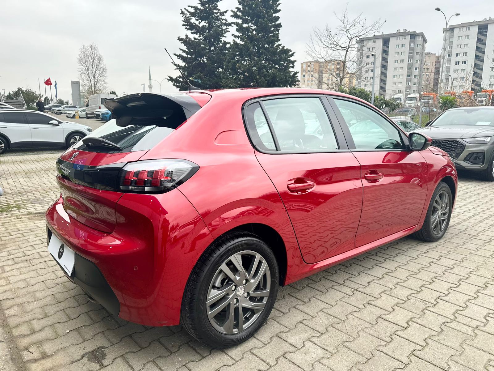 EREL 2.EL'DEN 2021 PEUGEOT 208 1.2 PURETECH ACTİVE BOYASIZ