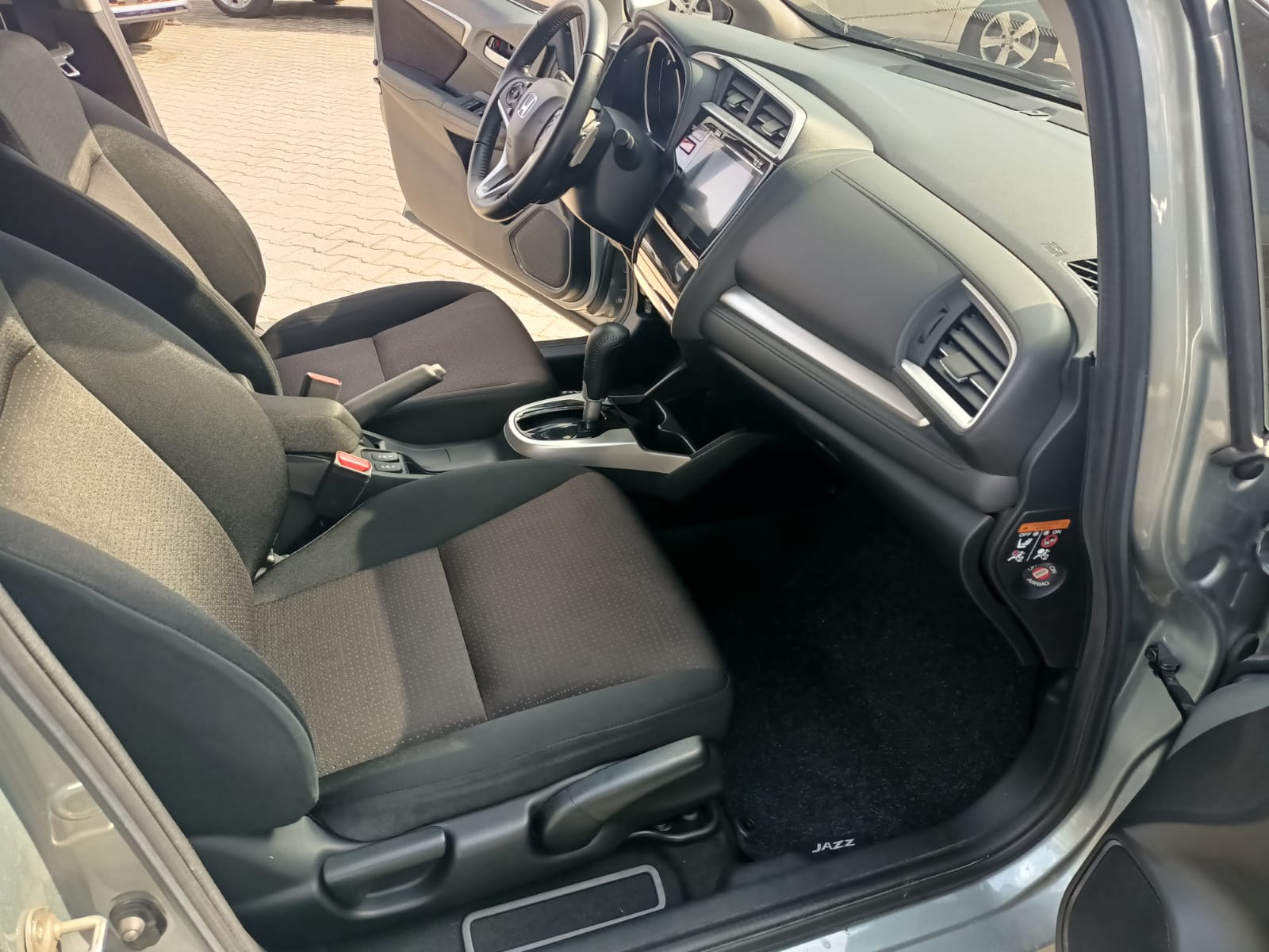 EREL 2.EL'DEN 2017 HONDA JAZZ 1.3 CVT ELEGANCE