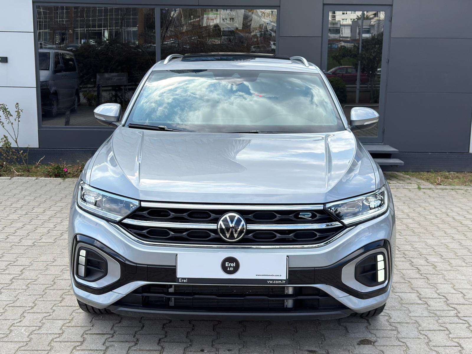 EREL 2.EL'DEN 2025 VW TROC RLİNE 1.5 TSI 150 PS BOYASIZ