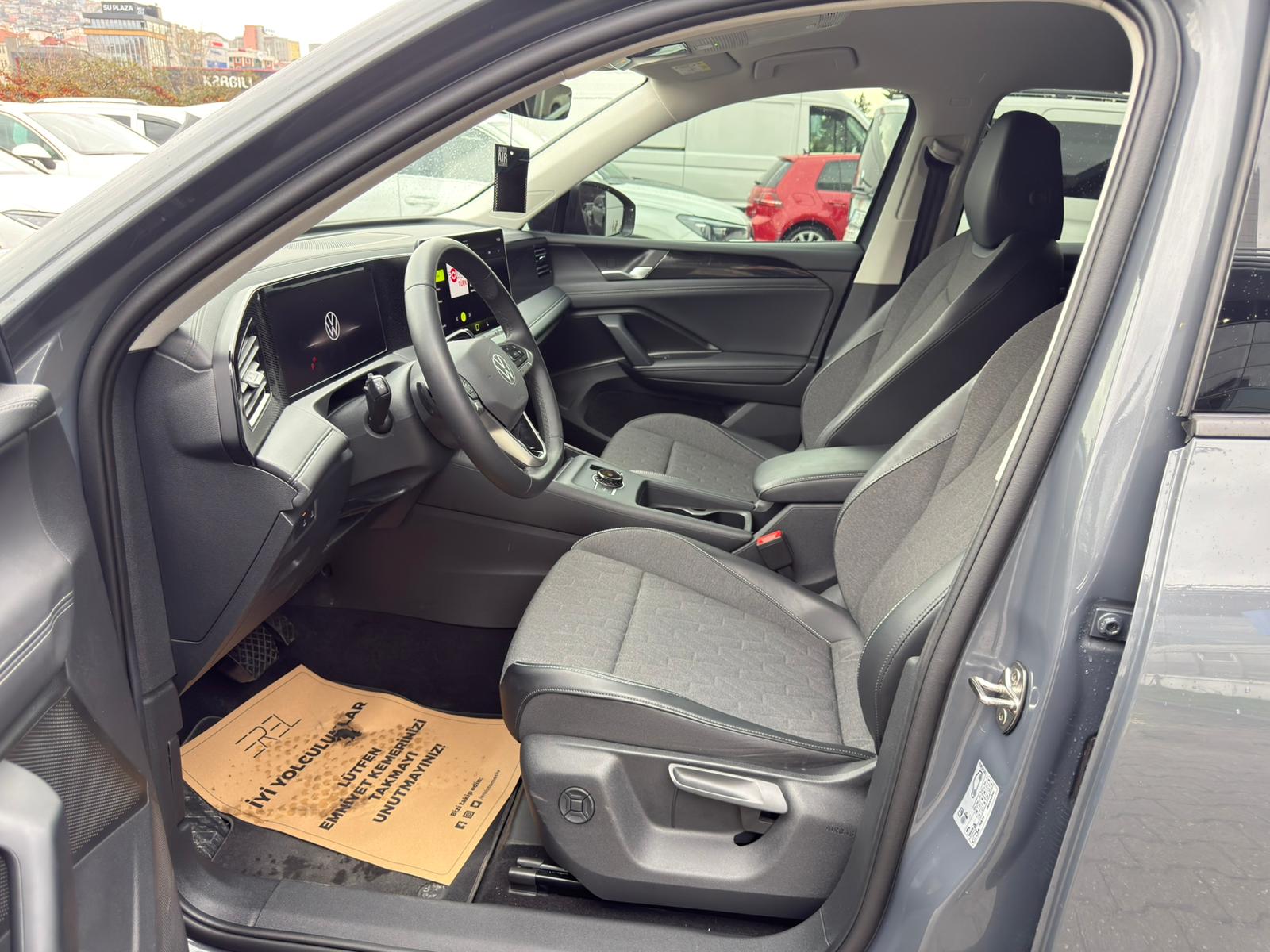 EREL 2.EL'DEN 2024 VW TİGUAN LİFE 1.5 eTSI 150 PS BOYASIZ