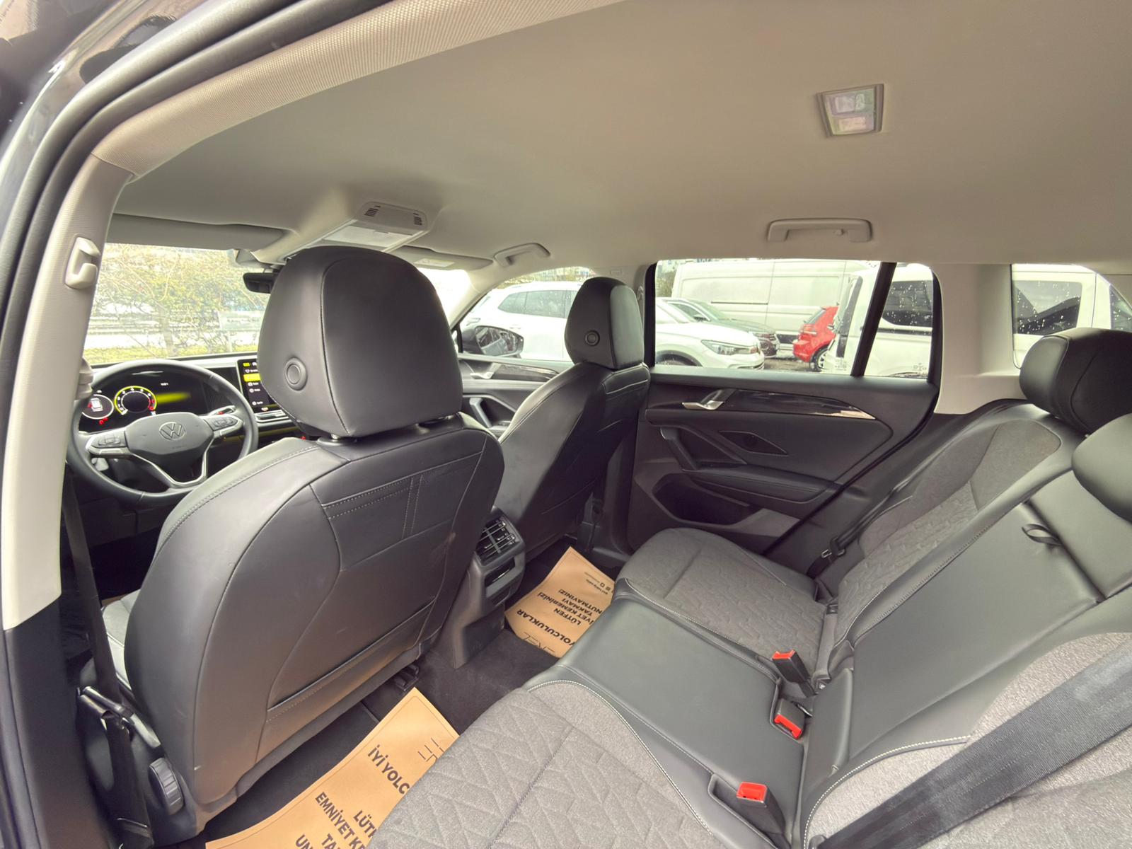 EREL 2.EL'DEN 2024 VW TİGUAN LİFE 1.5 eTSI 150 PS BOYASIZ