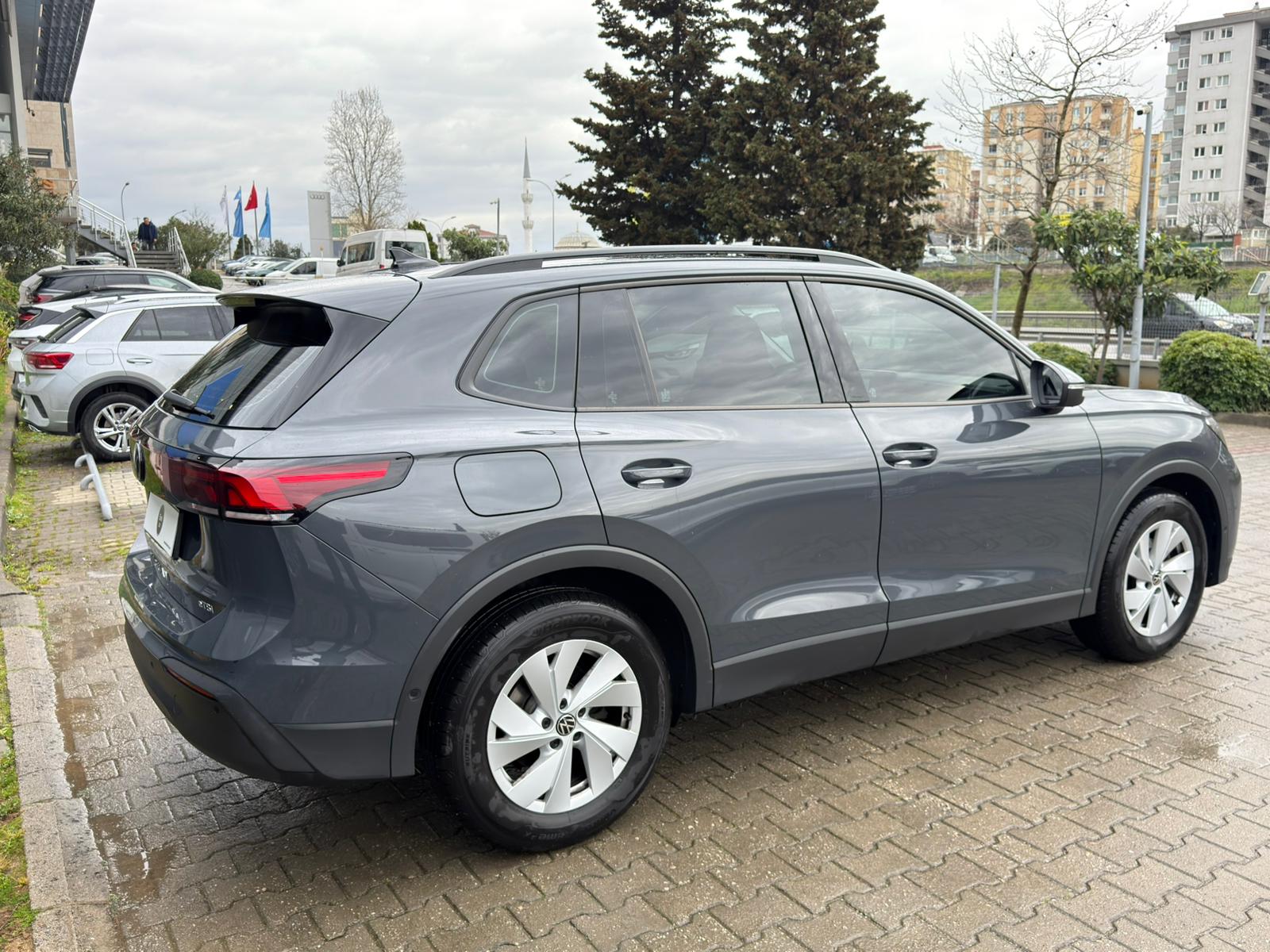 EREL 2.EL'DEN 2024 VW TİGUAN LİFE 1.5 eTSI 150 PS BOYASIZ