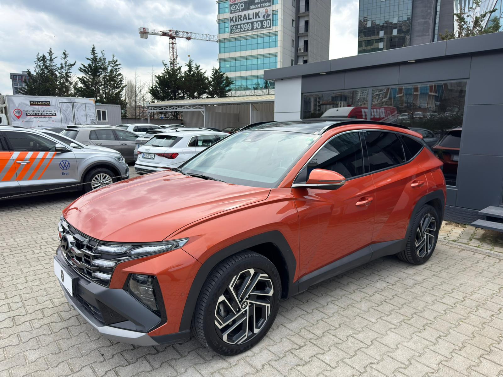 EREL2.EL'DEN 2024 HYUNDAİ TUCSON 1.6CRDİ 136PS ELİTEPLUS BOYASIZ