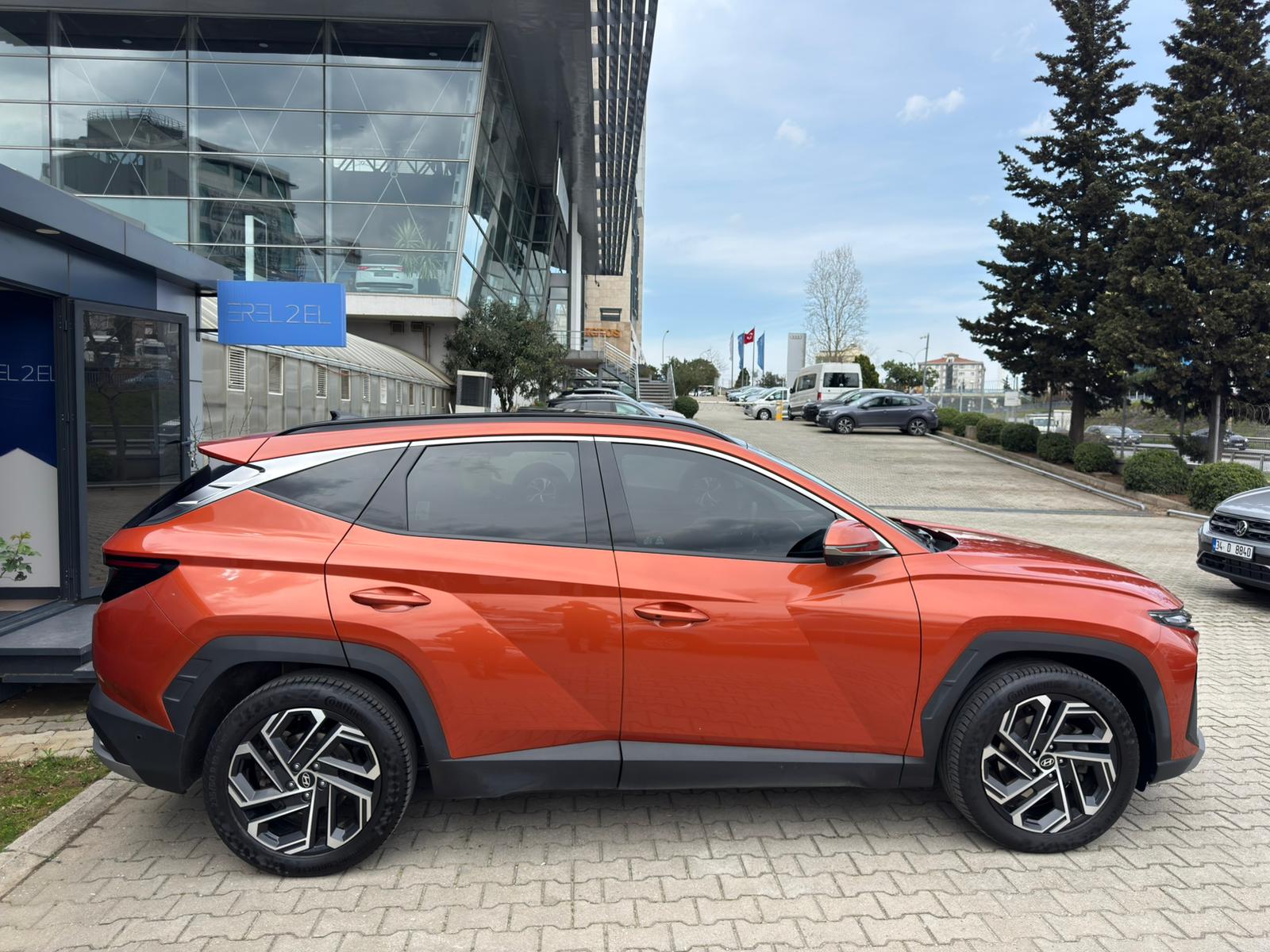 EREL2.EL'DEN 2024 HYUNDAİ TUCSON 1.6CRDİ 136PS ELİTEPLUS BOYASIZ