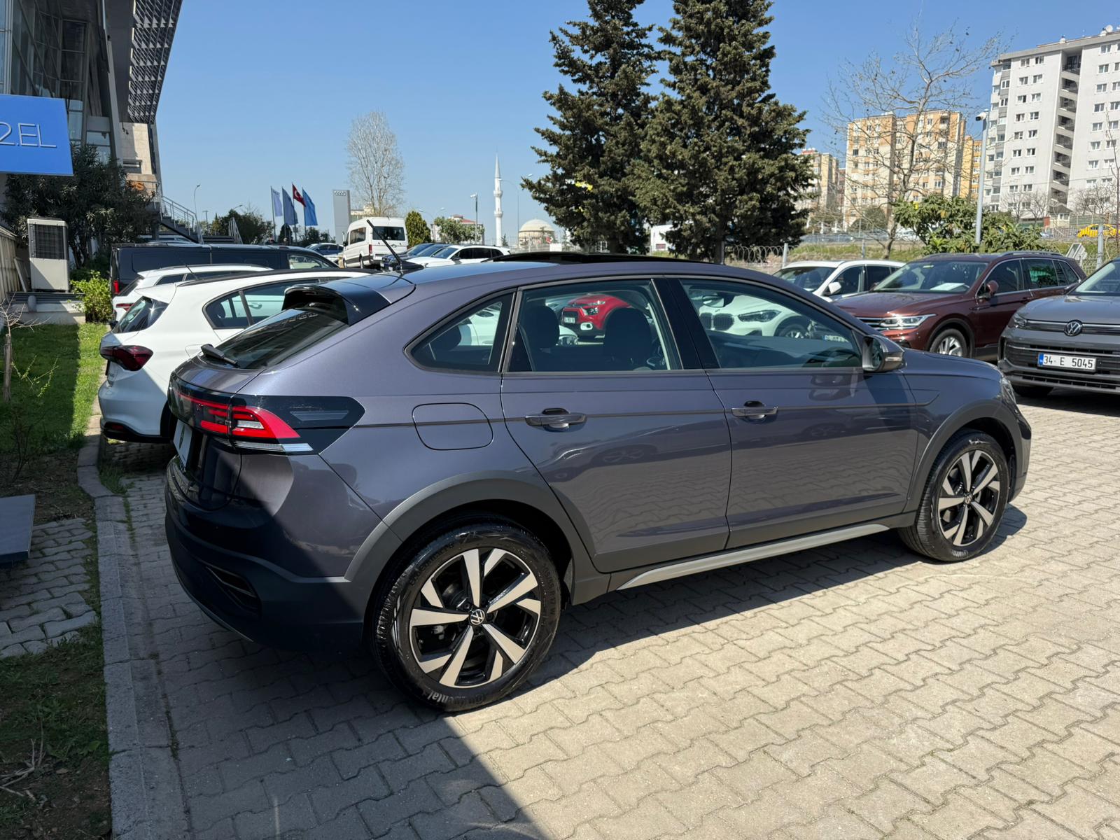 EREL2.EL'DEN 2025 VW TAİGO 1.0 TSI 116 PS STYLE BOYASIZ