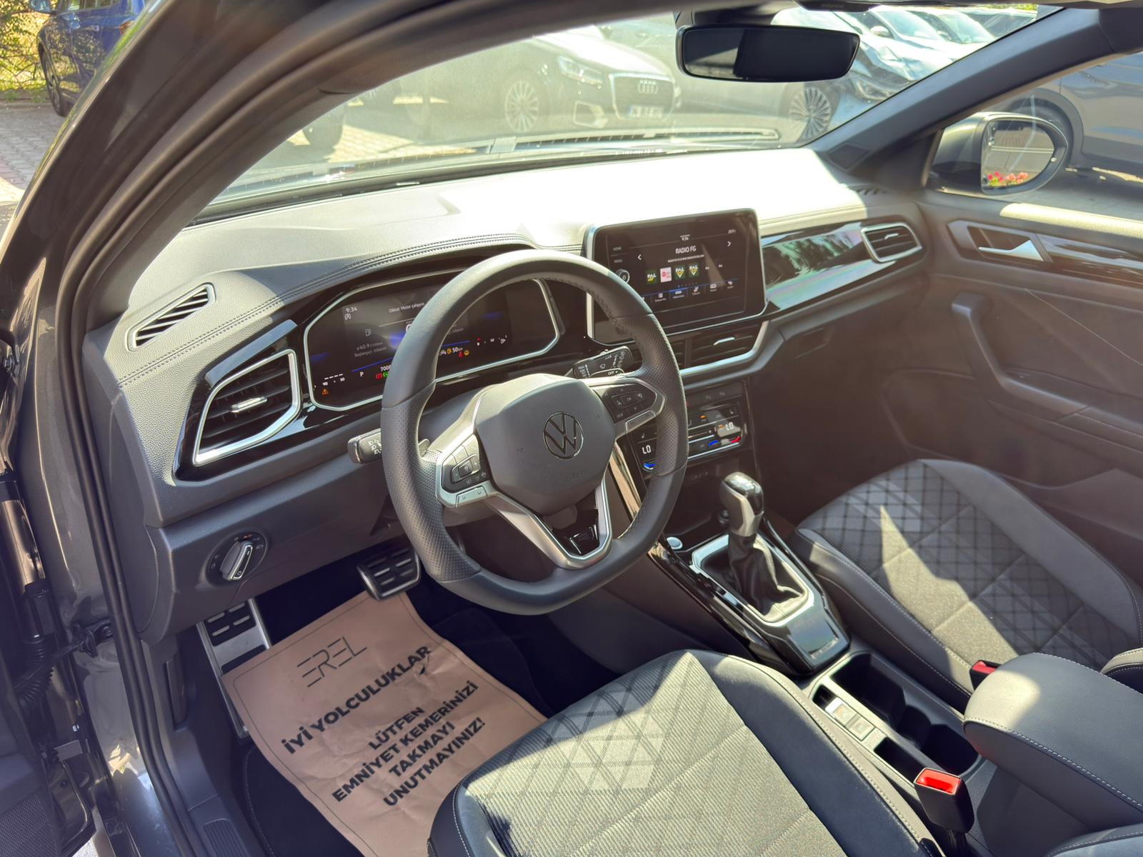 EREL2.EL'DEN 2025 VW TROC 1.5 TSI 150 PS RLİNE BOYASIZ