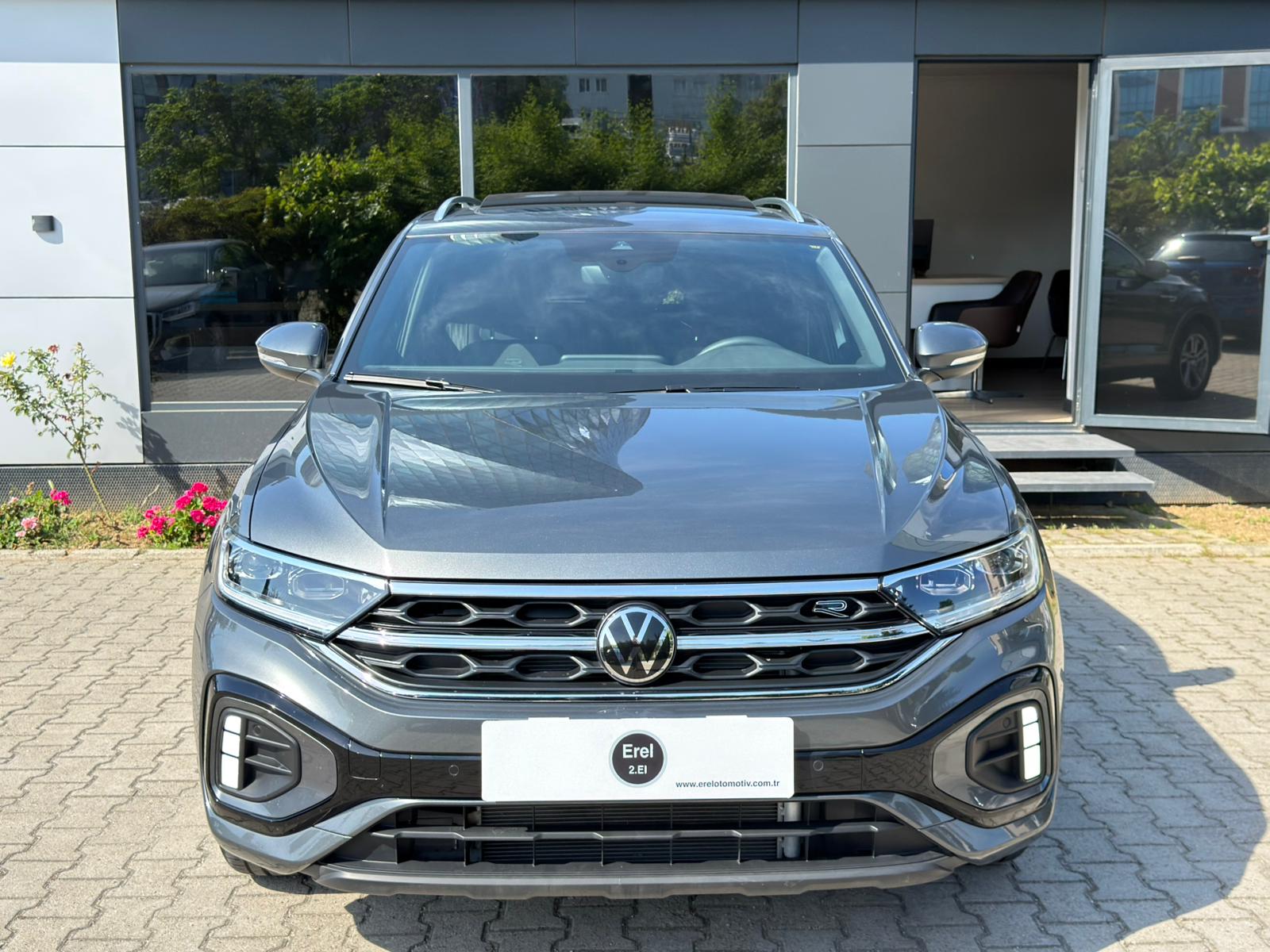 EREL2.EL'DEN 2025 VW TROC 1.5 TSI 150 PS RLİNE BOYASIZ