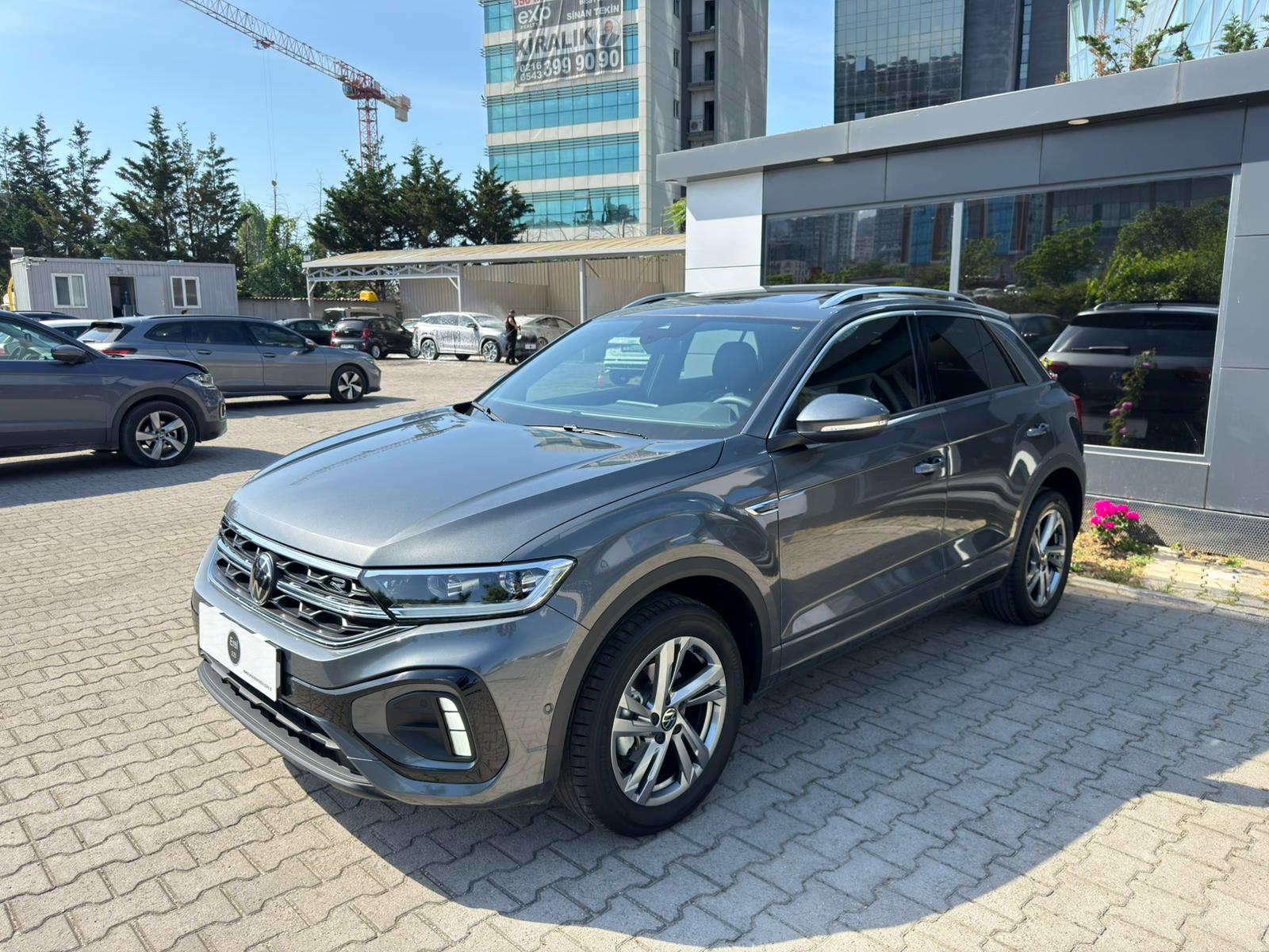 EREL2.EL'DEN 2025 VW TROC 1.5 TSI 150 PS RLİNE BOYASIZ
