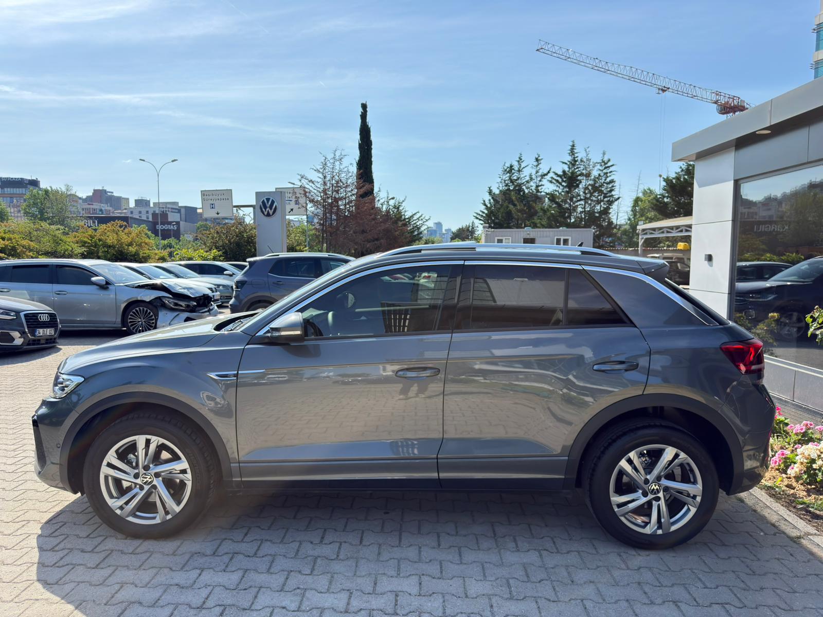 EREL2.EL'DEN 2025 VW TROC 1.5 TSI 150 PS RLİNE BOYASIZ