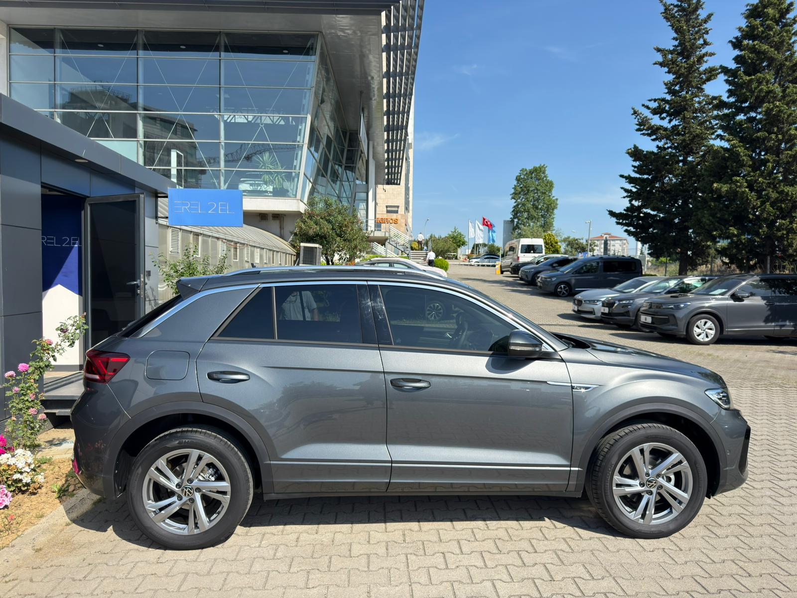 EREL2.EL'DEN 2025 VW TROC 1.5 TSI 150 PS RLİNE BOYASIZ