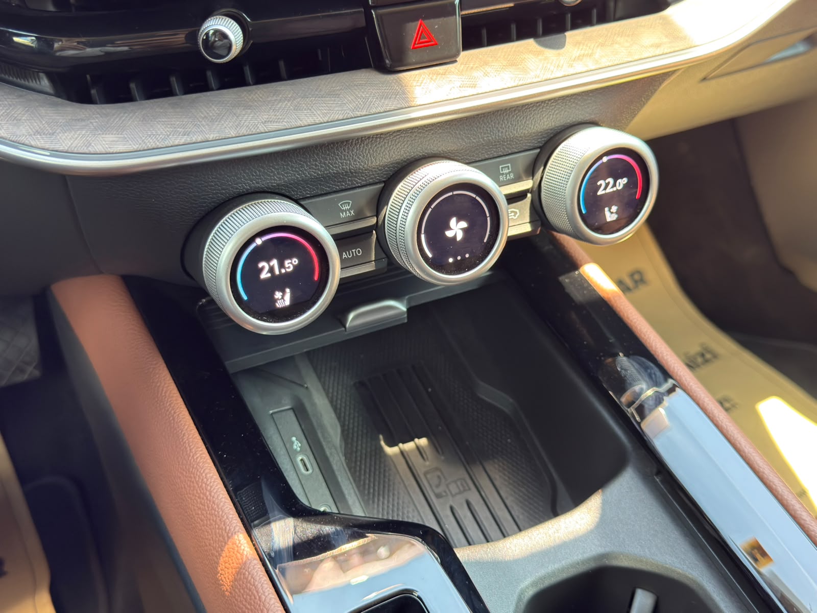 EREL 2.EL'DEN 2024 SKODA SUPERB 1.5 MHEV 150 PS BOYASIZ