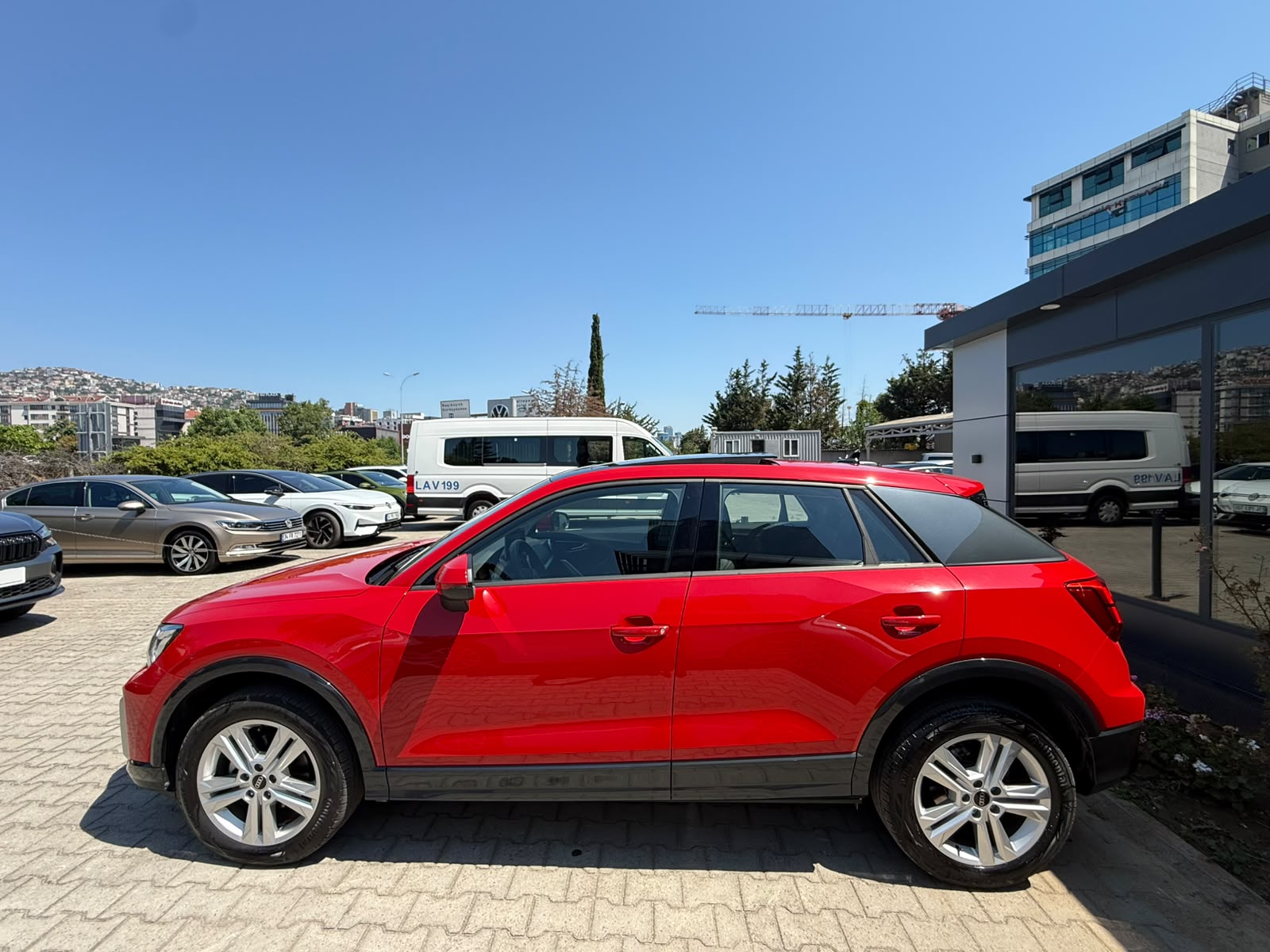 EREL 2.EL'DEN 2025 AUDİ Q2 35 TFSI 150 PS ADVANCED BOYASIZ