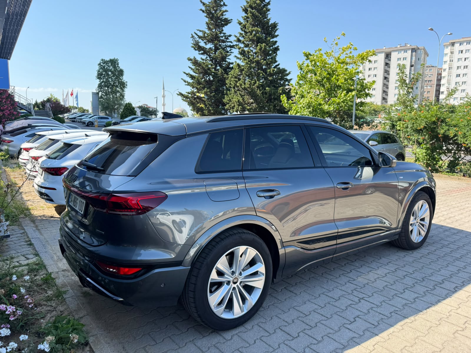 EREL 2.EL'DEN 2025 AUDI Q6 ETRON QUATTRO