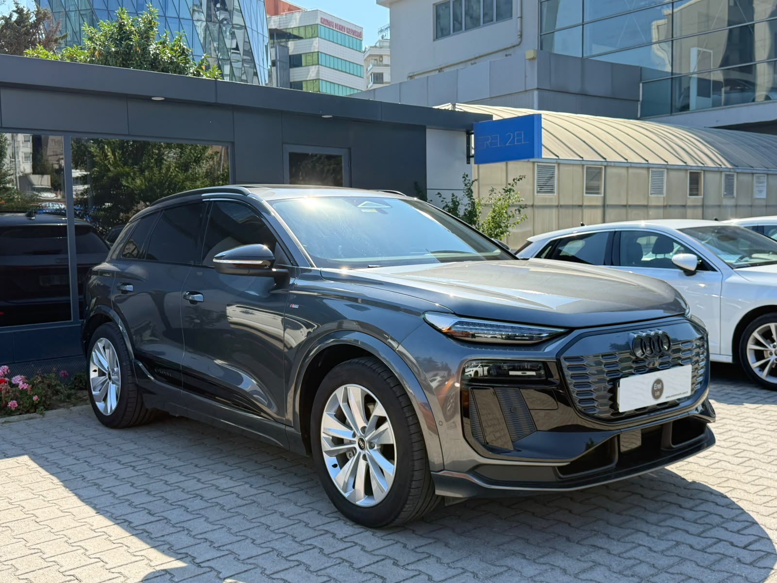 EREL 2.EL'DEN 2025 AUDI Q6 ETRON QUATTRO