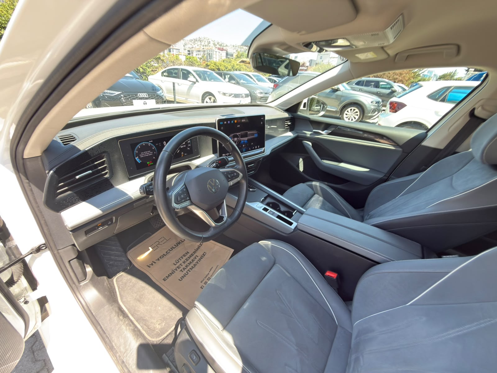 EREL 2.EL'DEN 2024 VW PASSAT VARİANT 1.5 RTSI 150 PS BOYASIZ