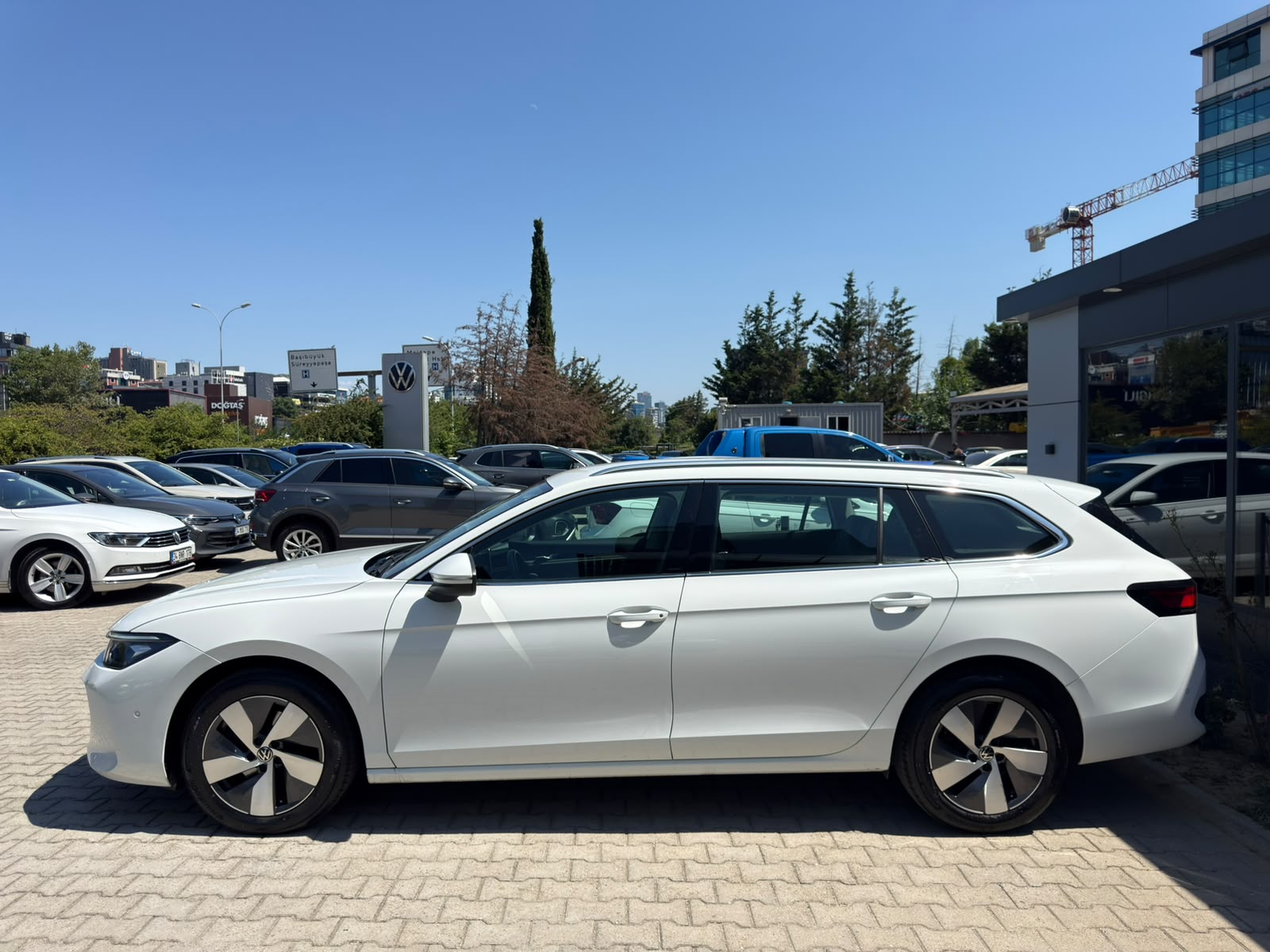 EREL 2.EL'DEN 2024 VW PASSAT VARİANT 1.5 RTSI 150 PS BOYASIZ
