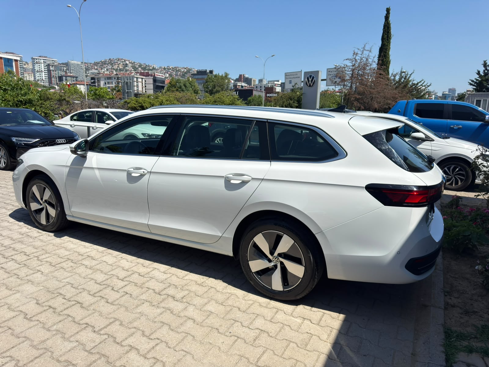 EREL 2.EL'DEN 2024 VW PASSAT VARİANT 1.5 RTSI 150 PS BOYASIZ