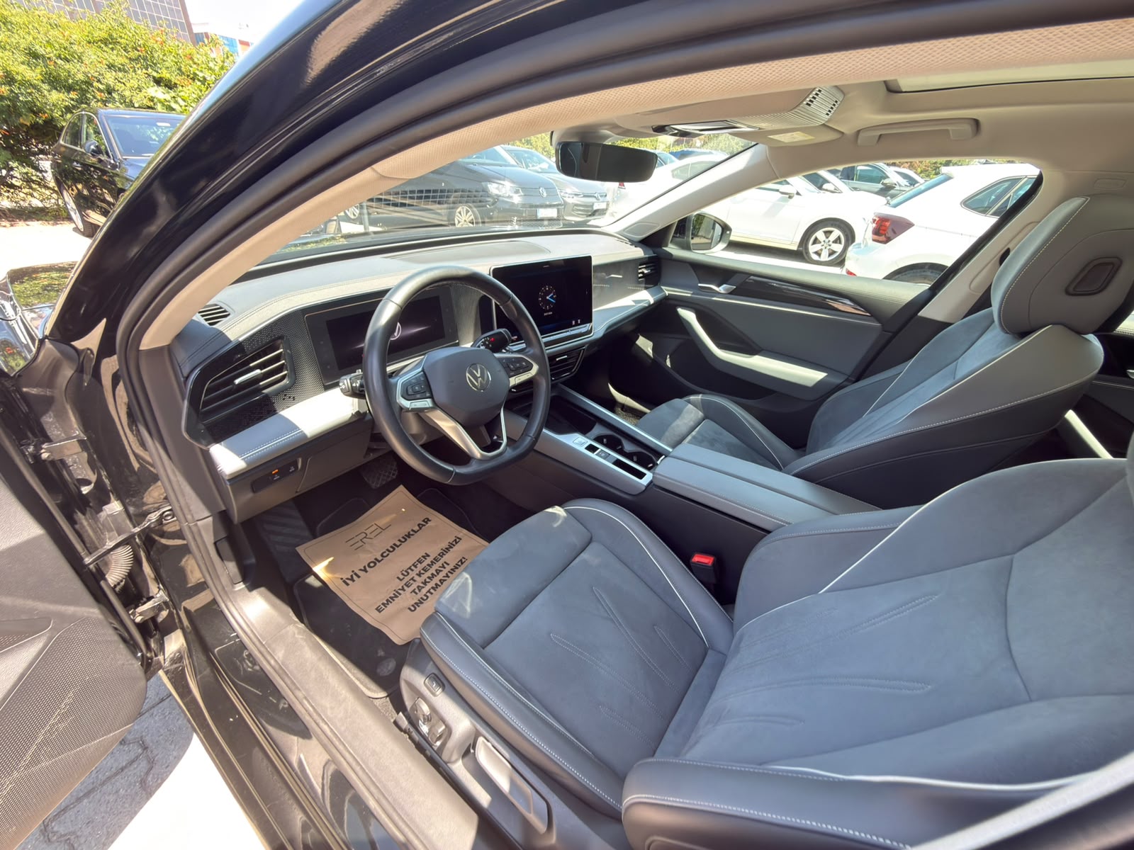 EREL 2.EL'DEN 2024 VW PASSAT VARİANT 1.5 RTSI 150 PS BOYASIZ