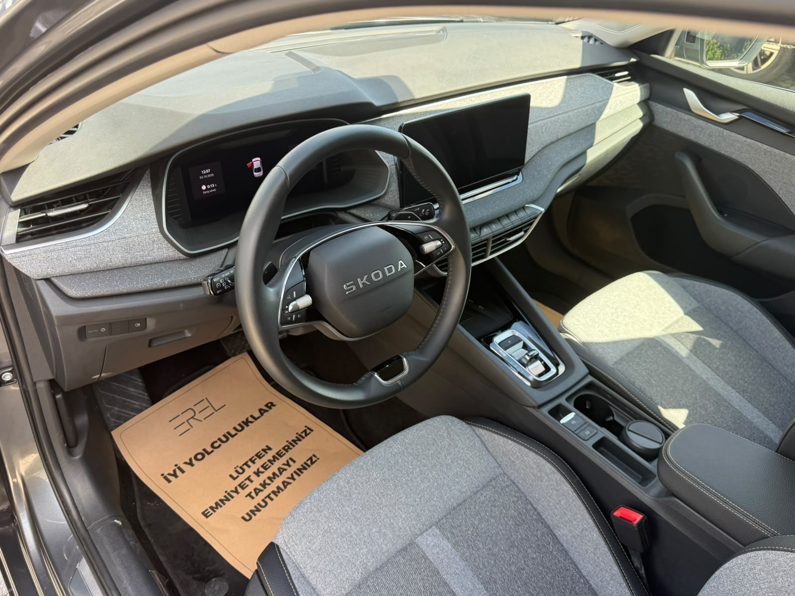 EREL 2.EL'DEN 2025 SKODA OCTAVİA 1.5 MHEV 150 PS BOYASIZ
