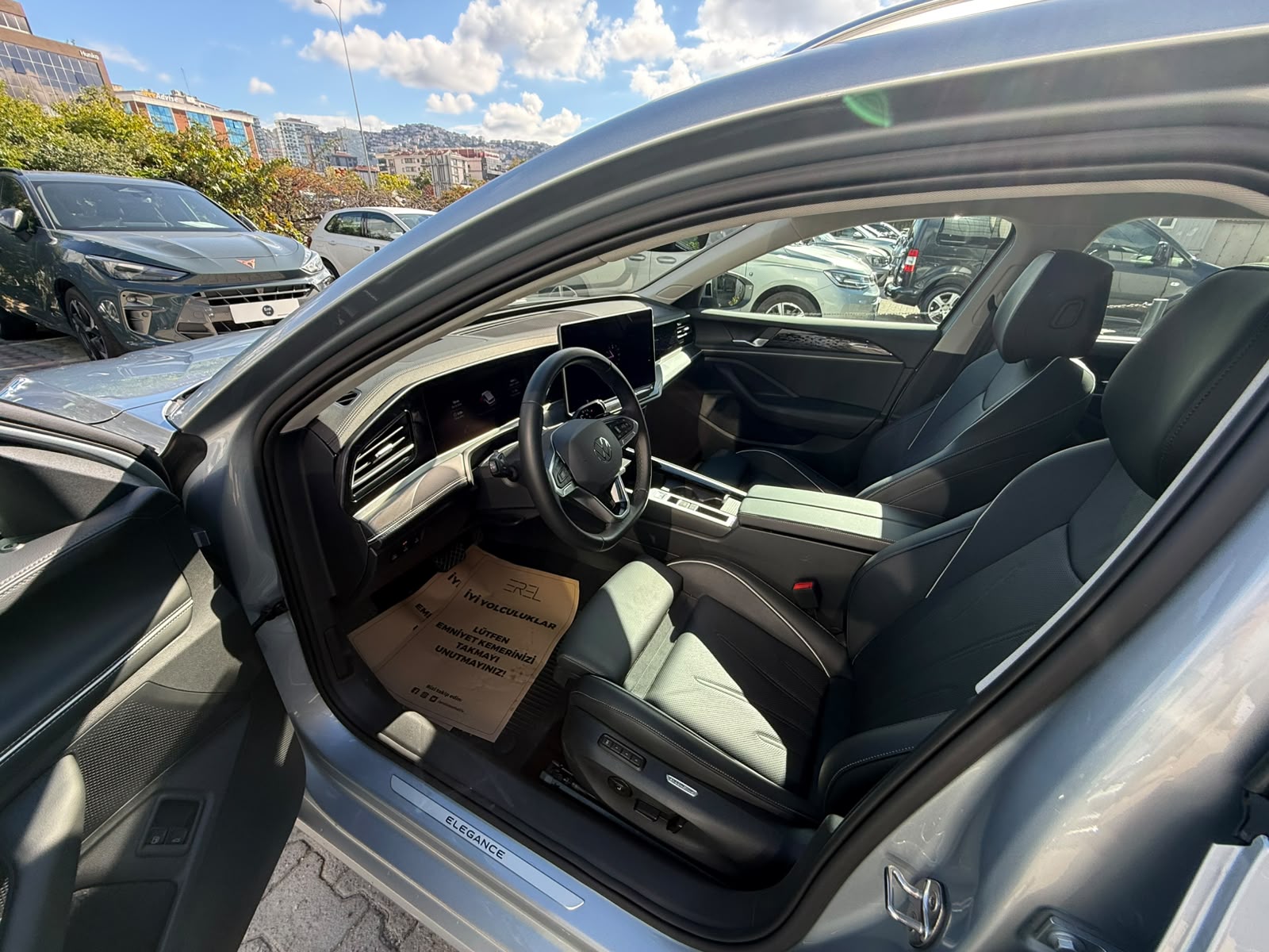 EREL 2.EL'DEN 2025 VW PASSAT 1.5 P-HEV ELEGANCE BOYASIZ