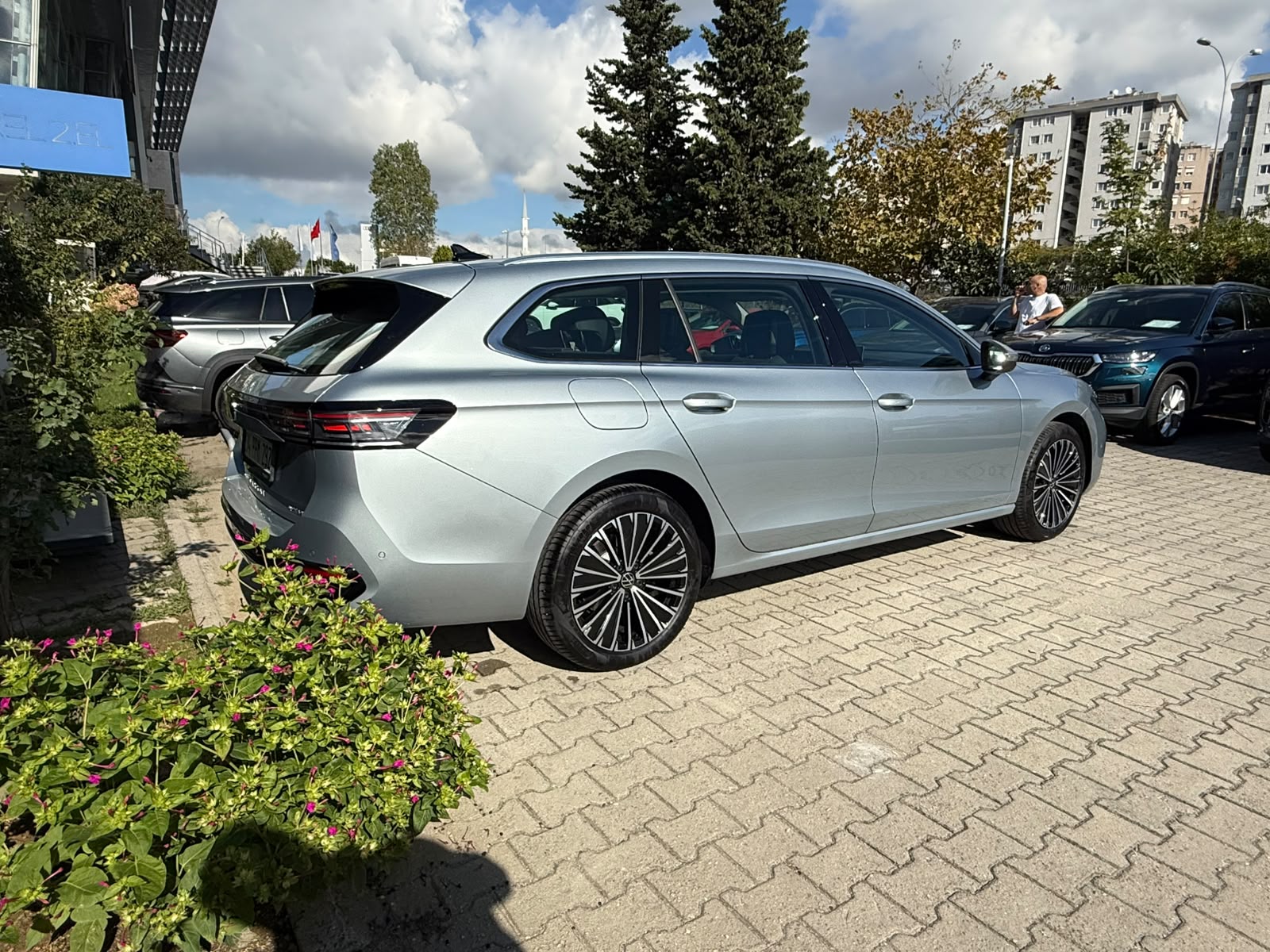 EREL 2.EL'DEN 2025 VW PASSAT 1.5 P-HEV ELEGANCE BOYASIZ