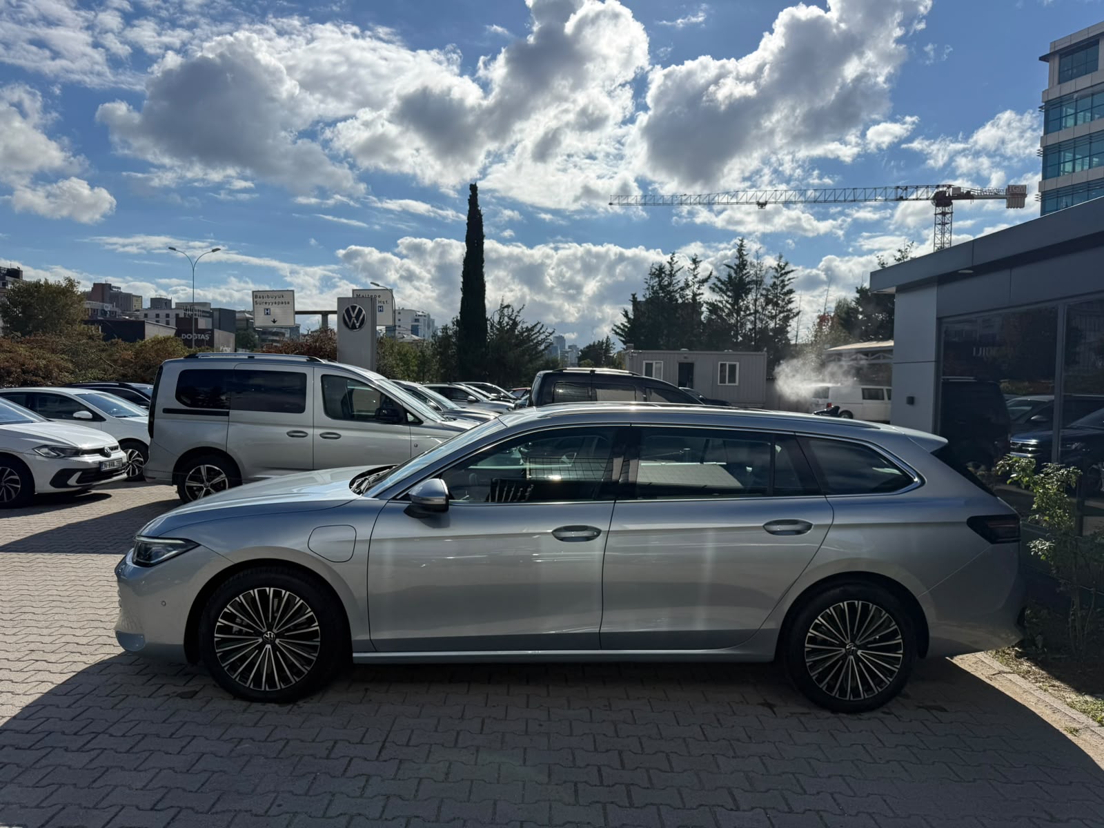 EREL 2.EL'DEN 2025 VW PASSAT 1.5 P-HEV ELEGANCE BOYASIZ
